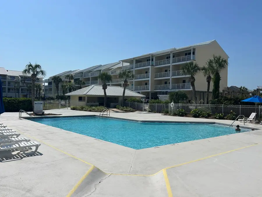 610 Sea Cliff Dr, Port Saint Joe, FL 32456 - #2