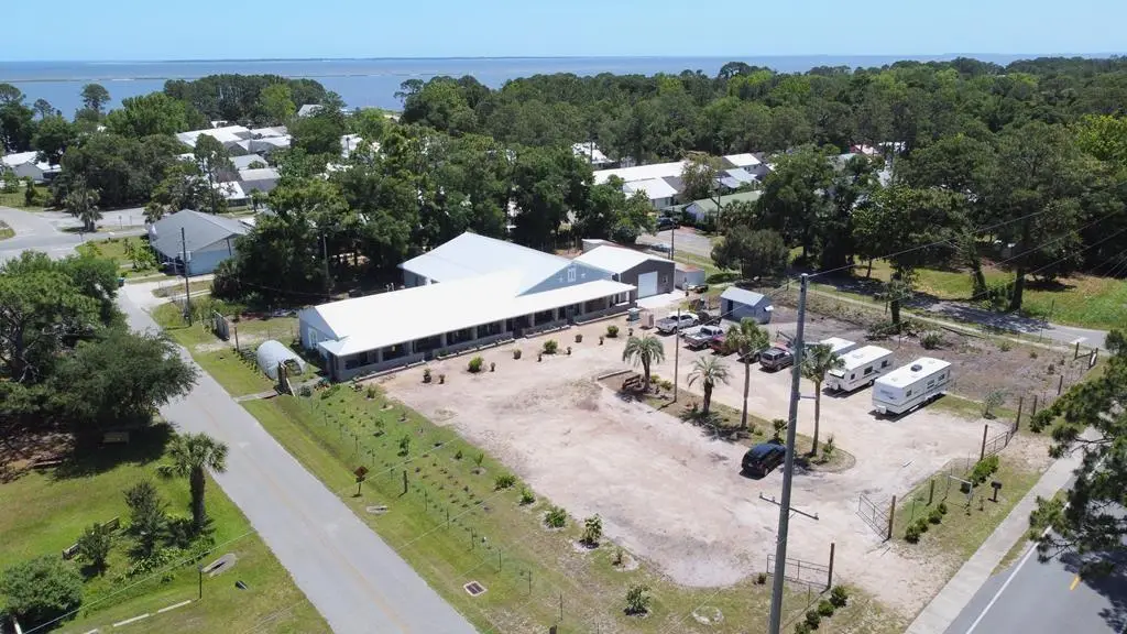 2390 Oak St, Carrabelle, FL 32322 - #1