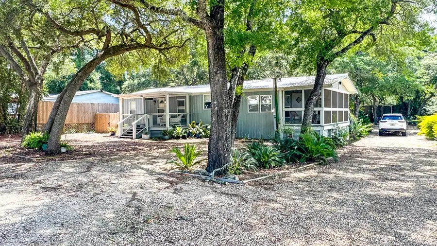 205 Marks St, Carrabelle, FL 32322 - #3