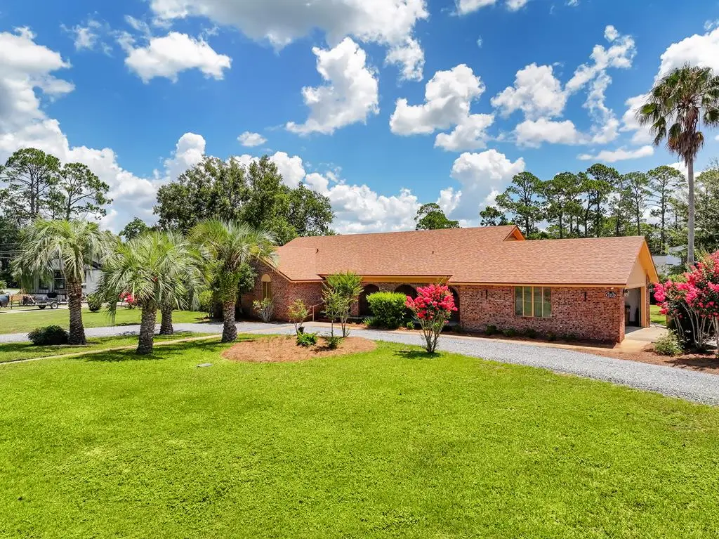 101 Mimosa Ave, Port Saint Joe, FL 32456 - #1