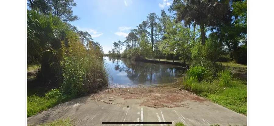 574 Walker Ln, Apalachicola, FL 32320 - #3