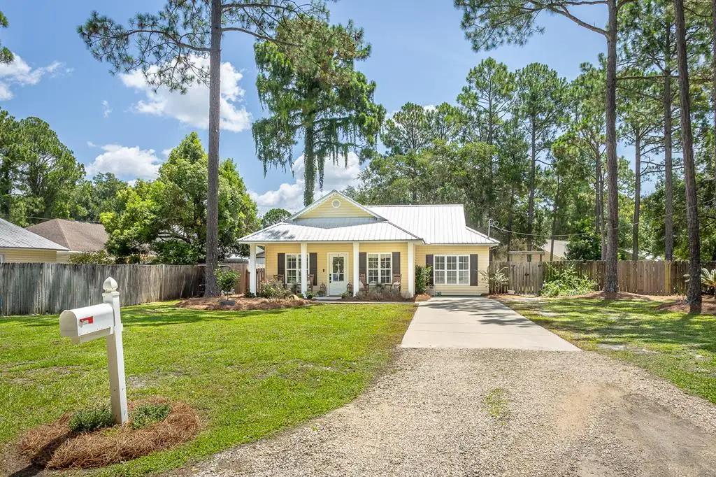 337 21st Ave, Apalachicola, FL 32320 - #1