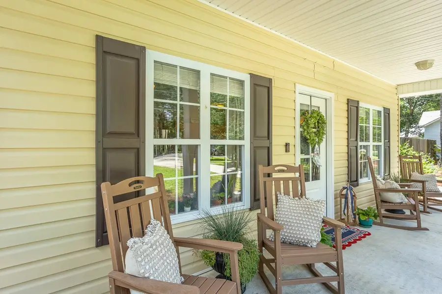 337 21st Ave, Apalachicola, FL 32320 - #2