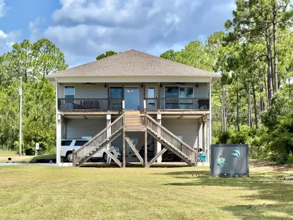 10 Ciera Ln, Eastpoint, FL 32328