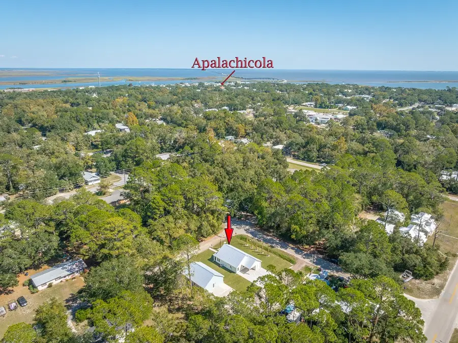 200 13th St, Apalachicola, FL 32320 - #3