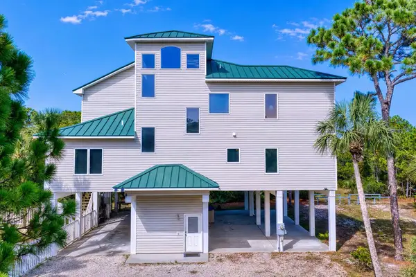 1812 Suzie Ct, St. George Island, FL 32328