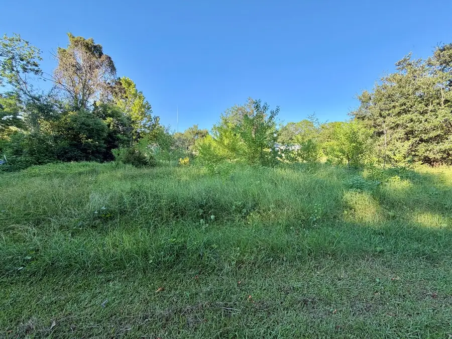 225 B Ave G, Apalachicola, FL 32320 - #2