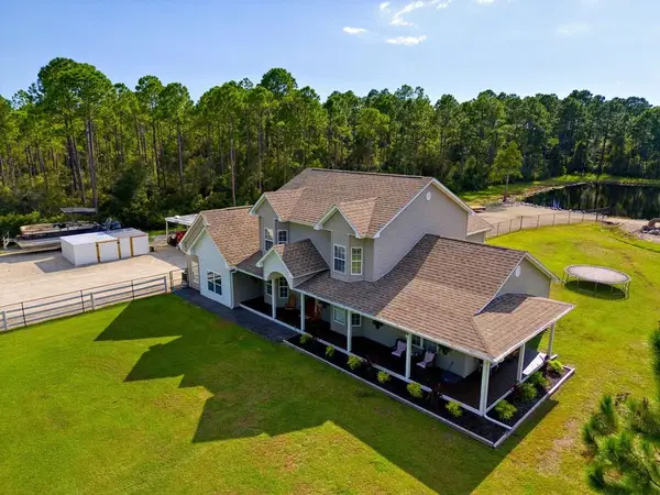 176 Jule St, Apalachicola, FL 32320