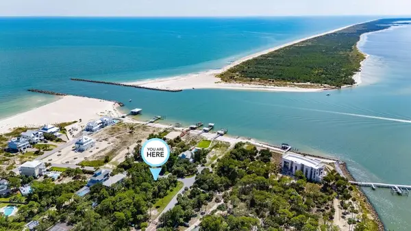 2304 Tally Ho Rd, St. George Island, FL 32328
