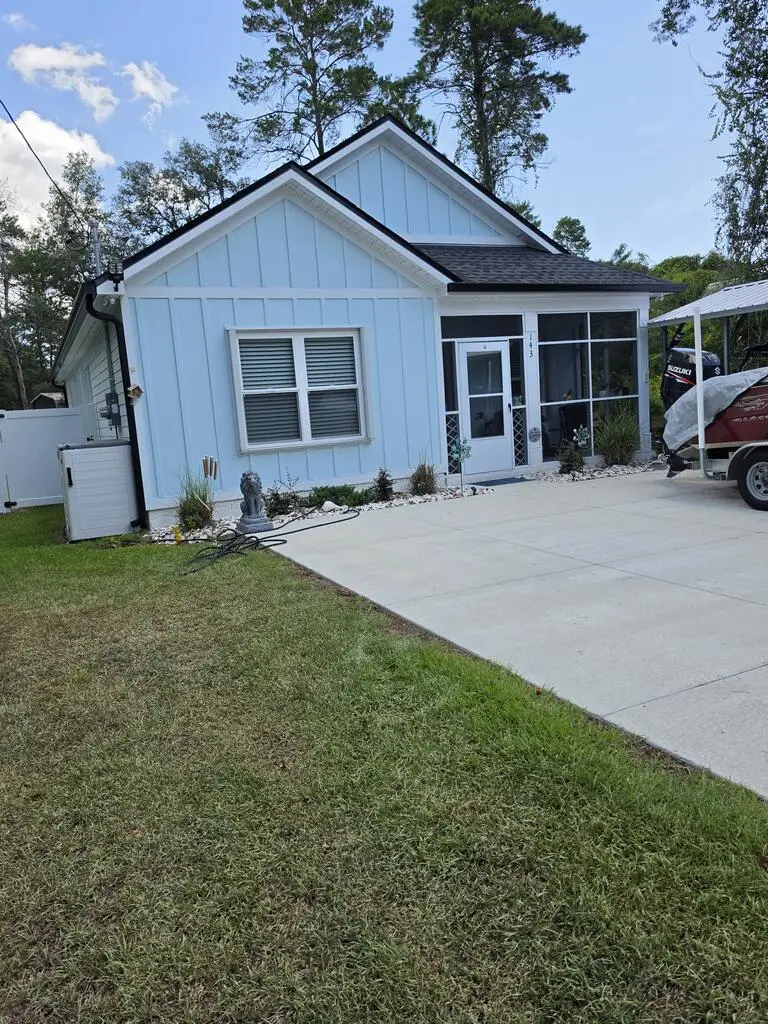 143 Georgia St, Carrabelle, FL 32322 - #1
