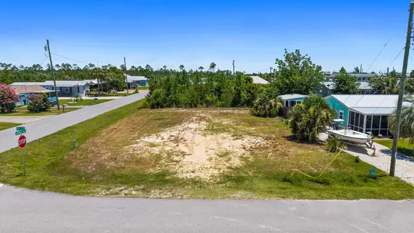 210 4th St, Mexico Beach, FL 32456