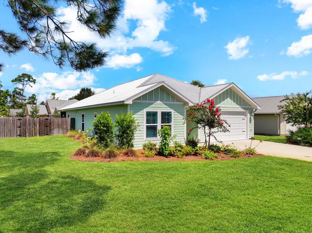 201 Narvaez St, Port Saint Joe, FL 32456 - #1