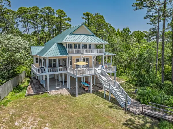 4522 St Teresa Landings Rd, St. Teresa, FL 32346