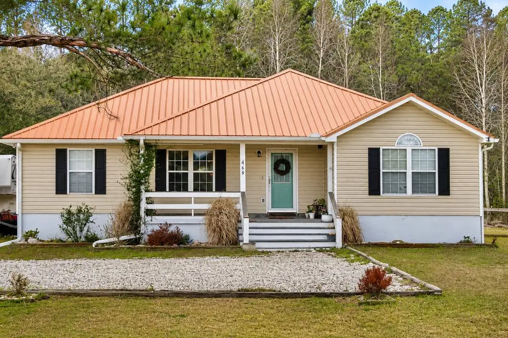 469 Old Bay City Rd, Wewahitchka, FL 32465 - #1