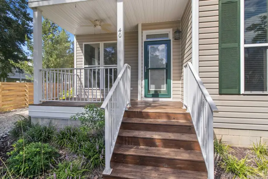 40 Myrtle Ave, Apalachicola, FL 32320 - #2