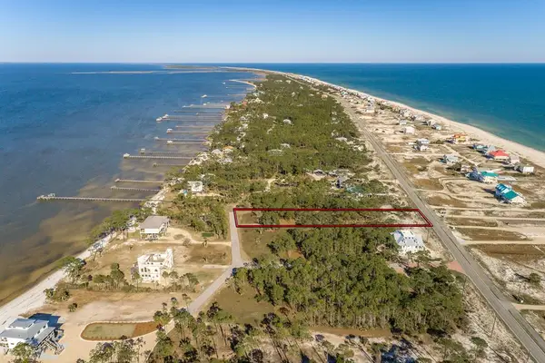 1187 Russell Way, St. George Island, FL 32328