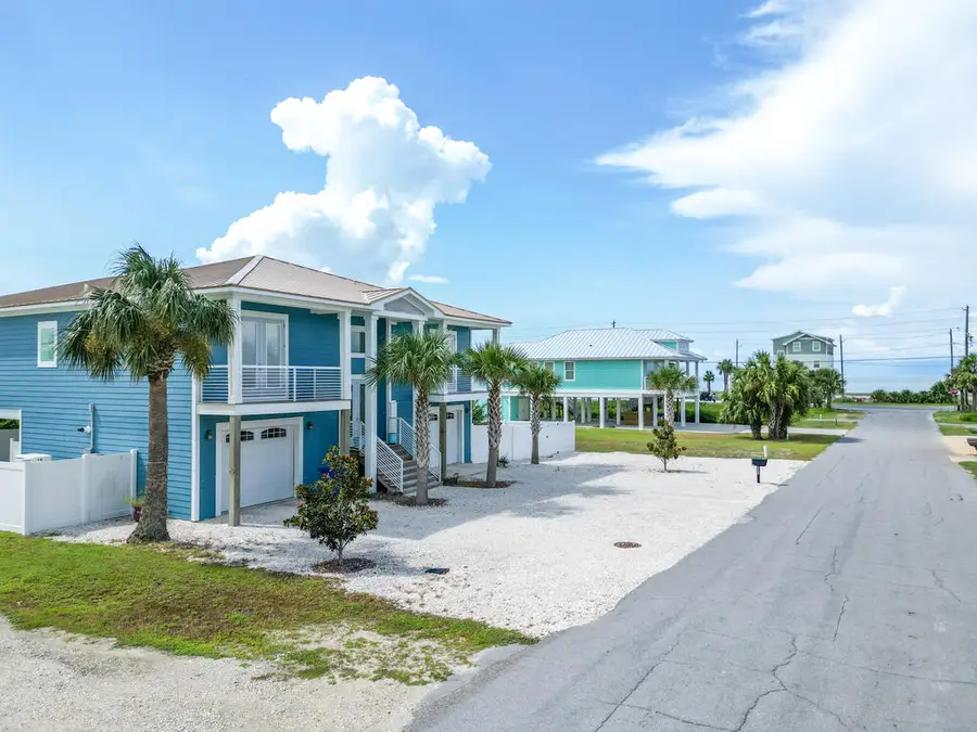 104 19th St, Mexico Beach, FL 32456 - #2