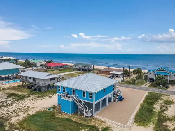 933 W Gorrie Dr, St. George Island, FL 32328