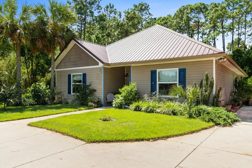 129 Betty Dr, Port Saint Joe, FL 32456 - #1
