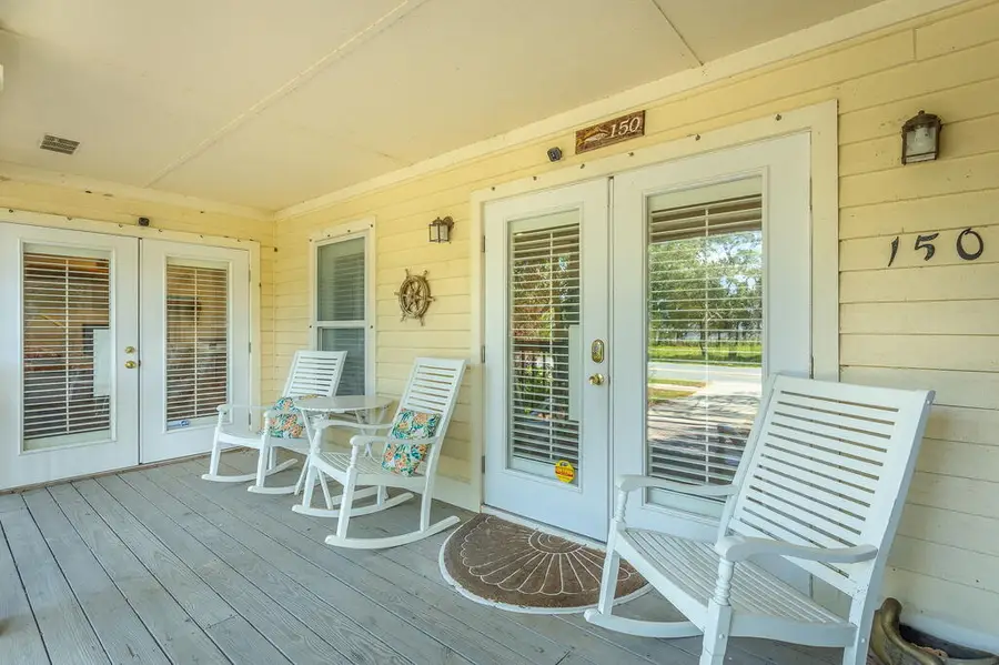 150 S Bay Shore Dr, Eastpoint, FL 32328 - #2