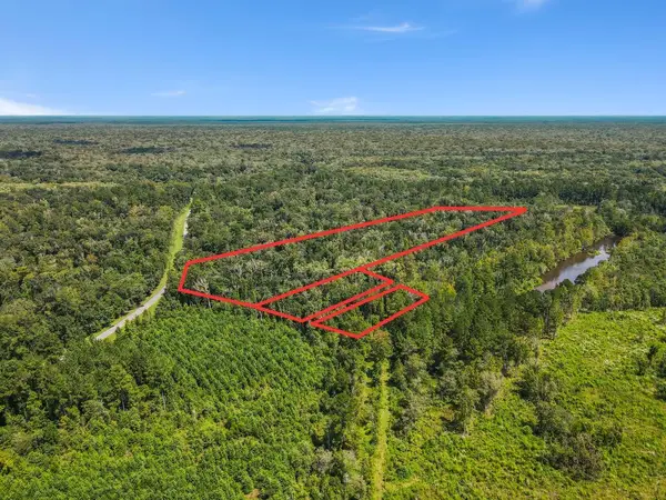 7720 Cr 381, Wewahitchka, FL 32465