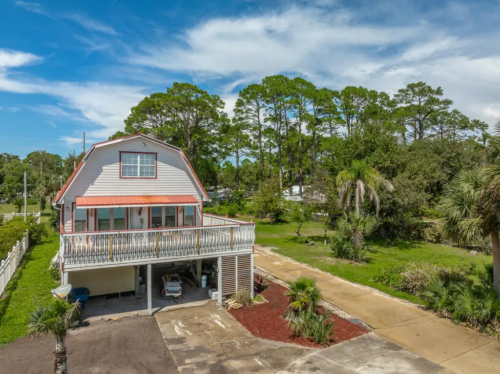 607 Hwy 98, Eastpoint, FL 32328 - #1