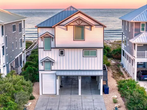 2274 Sailfish Dr, St. George Island, FL 32328