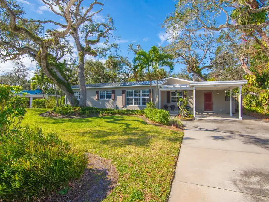 3825 Mockingbird Drive, Vero Beach, FL 32963 - Image #3
