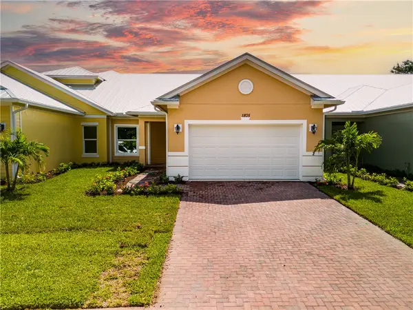 1805 Bridgepointe Circle #2, Vero Beach, FL 32967