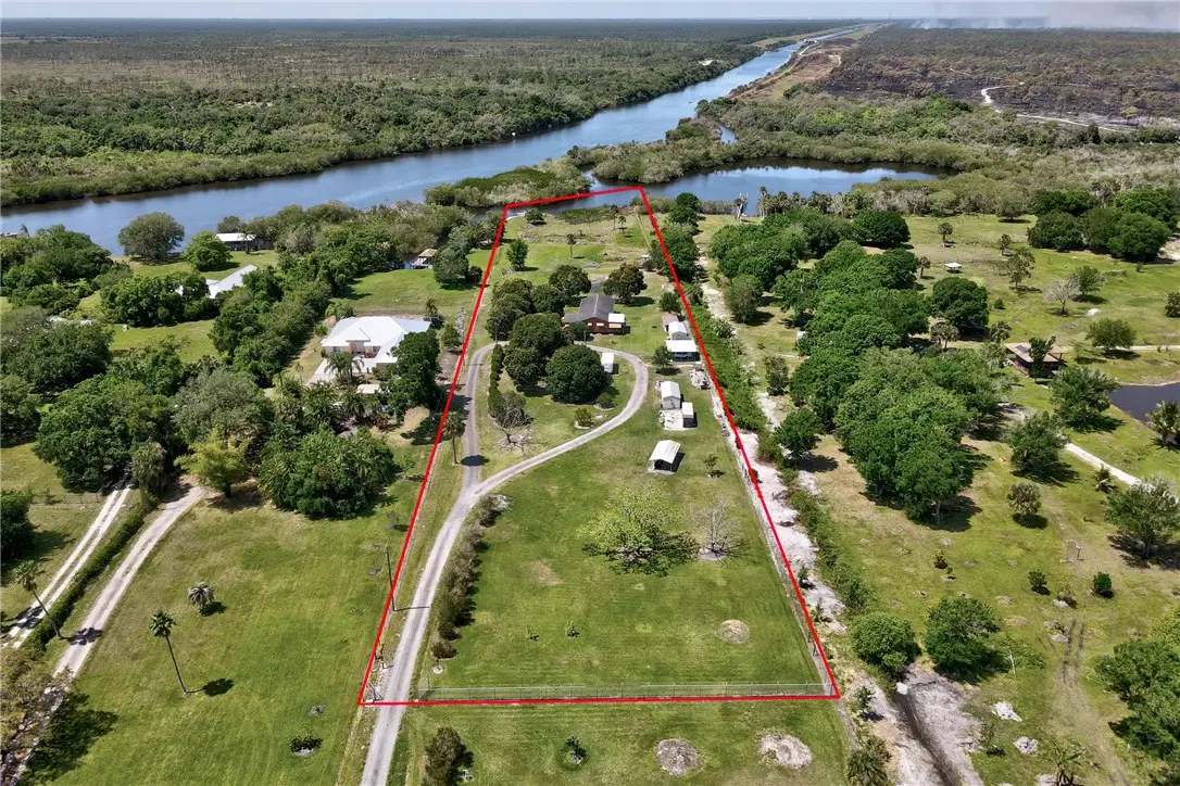 9556 Fleming Grant Road, Micco, FL 32976 - Image #1