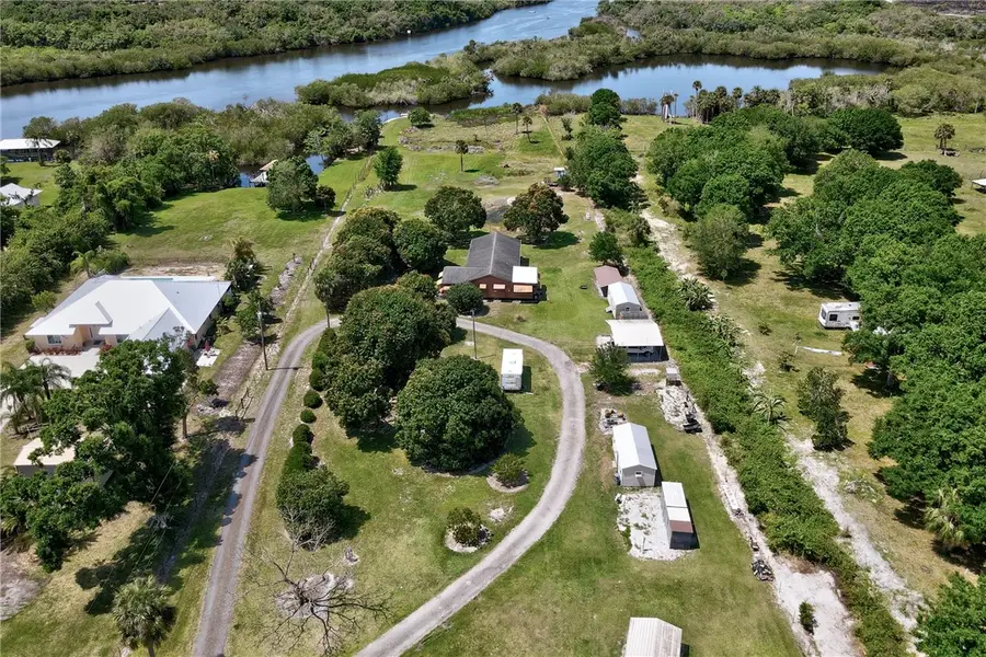 9556 Fleming Grant Road, Micco, FL 32976 - Image #2