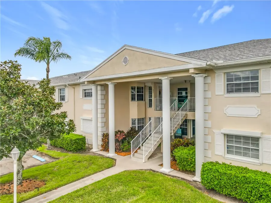 760 Lake Orchid Circle #204, Vero Beach, FL 32963 - Image #2