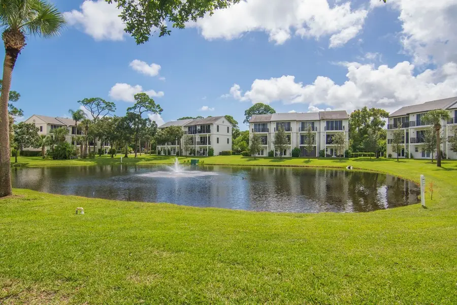 1695 42nd Square #103, Vero Beach, FL 32960 - Image #3