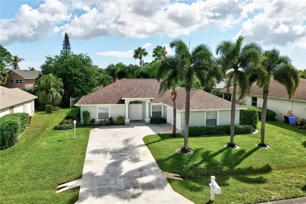 4820 48th Avenue, Vero Beach, FL 32967