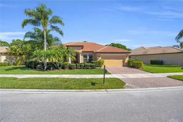 870 Grand Reserves Boulevard, Port St Lucie, FL 34986
