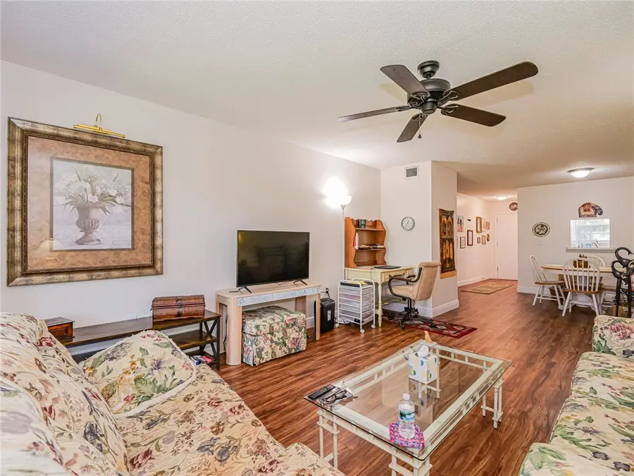 2800 Indian River Boulevard #4R, Vero Beach, FL 32960 - Image #2
