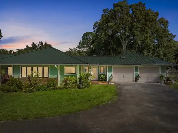 480 38th Court, Vero Beach, FL 32968