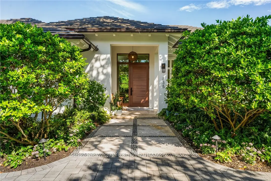 835 Iris Lane, Vero Beach, FL 32963 - Image #1