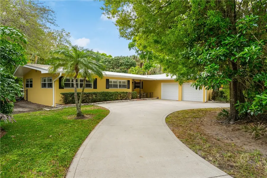 645 Royal Palm Place, Vero Beach, FL 32960 - #2