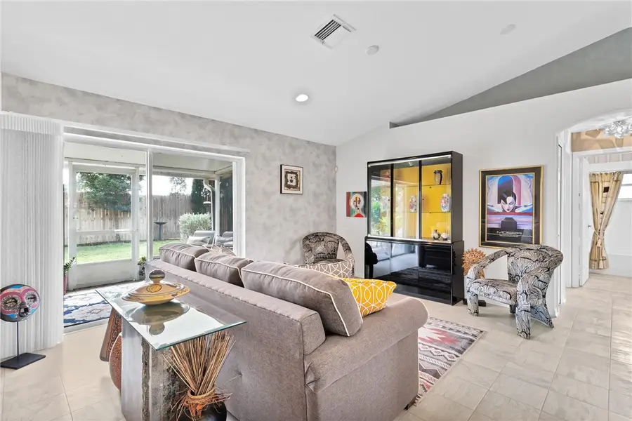 547 High Hawk Circle, Vero Beach, FL 32962 - #3