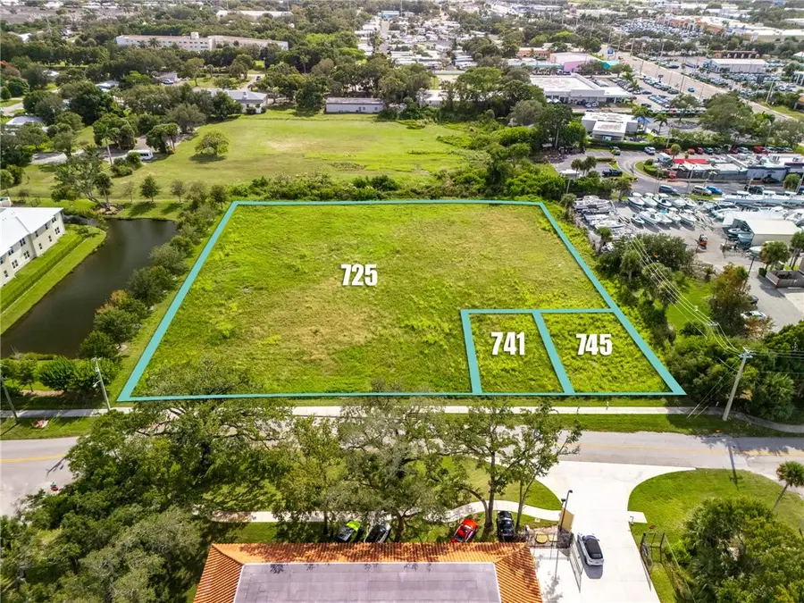725 15th Place, Vero Beach, FL 32960 - Image #2