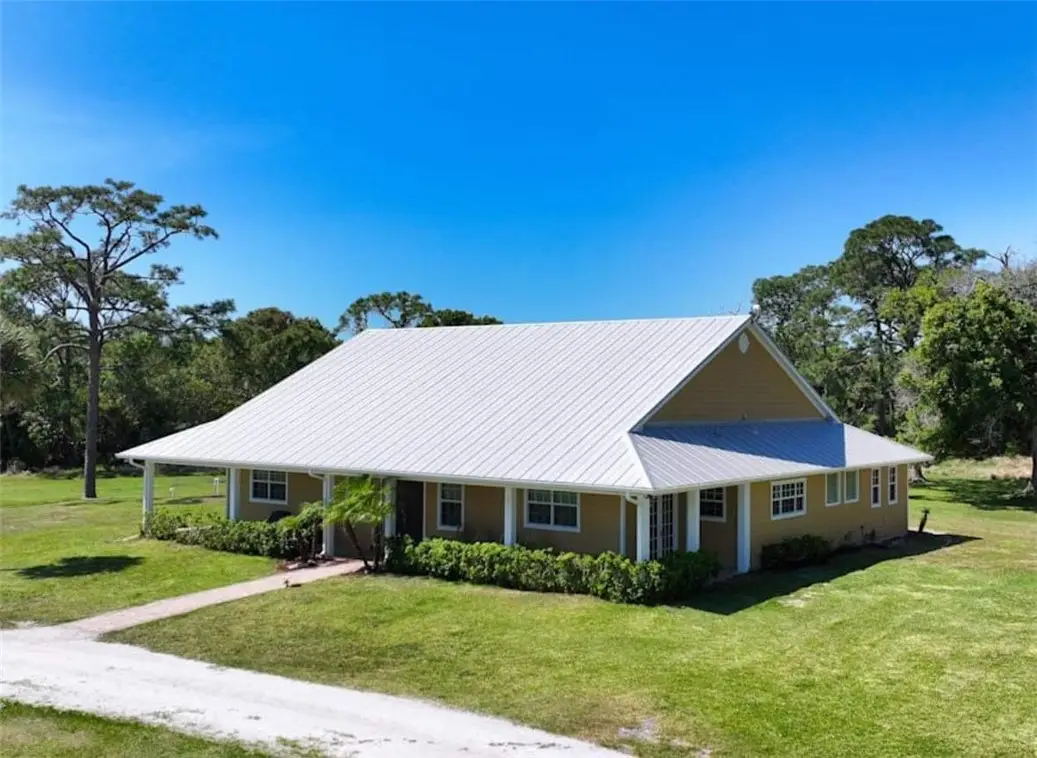6045 21st Street Sw, Vero Beach, FL 32968 - #1