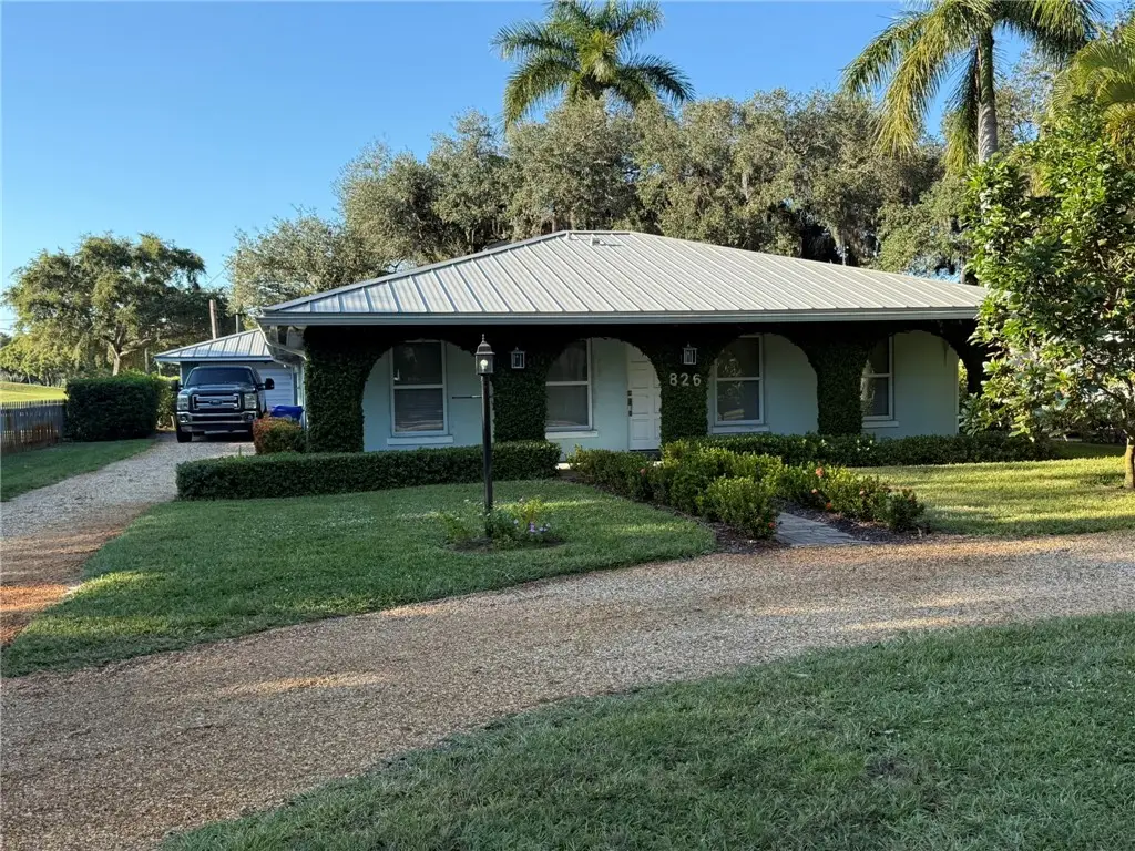 826 Royal Palm Place, Vero Beach, FL 32960 - Image #1
