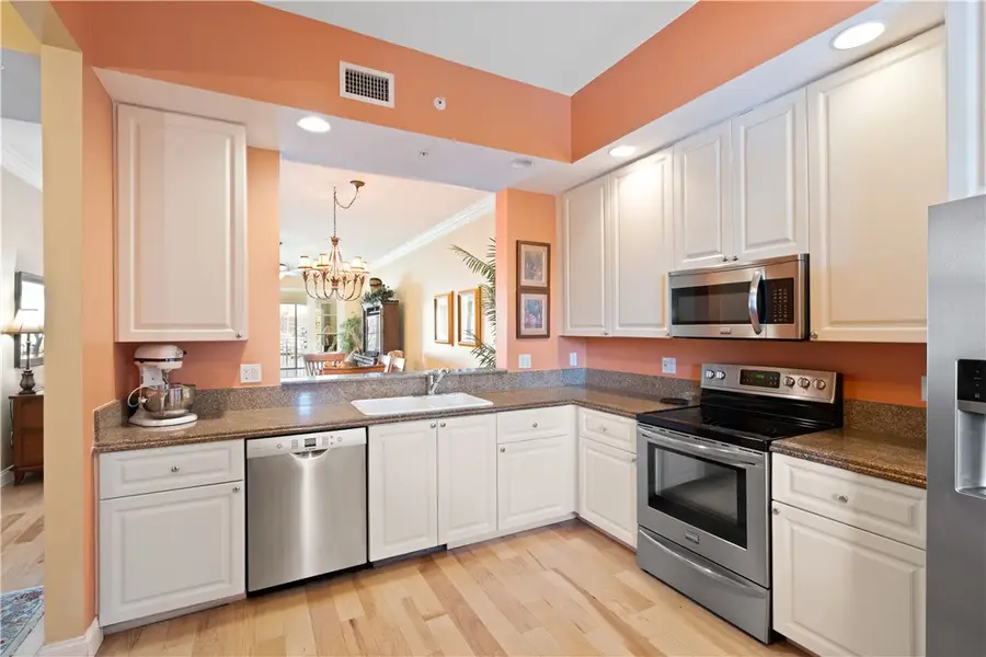 11 Harbour Isle Drive W #203, Hutchinson Island, FL 34949 - Image #2