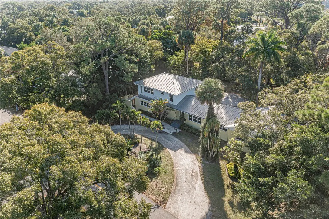 975 25th Street, Vero Beach, FL 32960 - Image #1