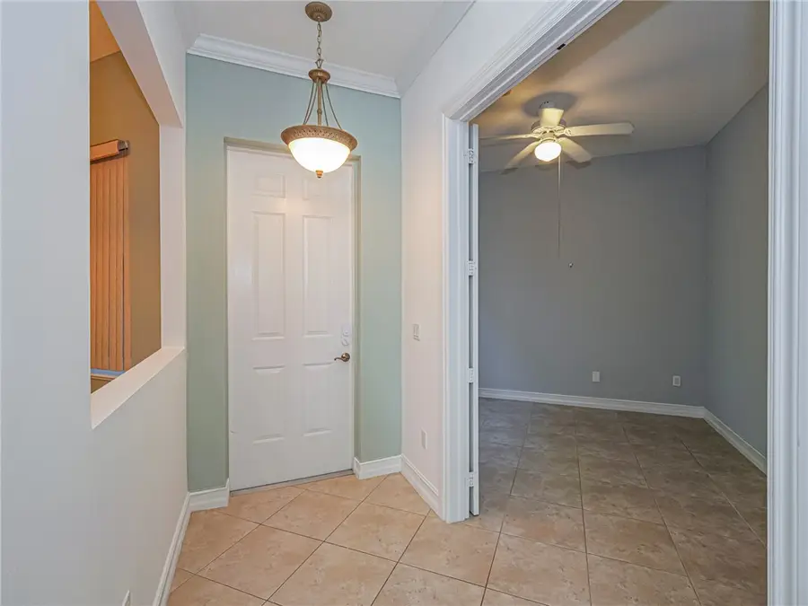 1835 Bridgepointe Circle #18, Vero Beach, FL 32967 - Image #3