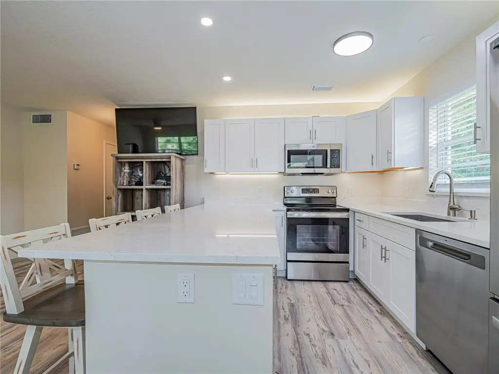 31 Vista Gardens Trail #205, Vero Beach, FL 32962 - Image #1