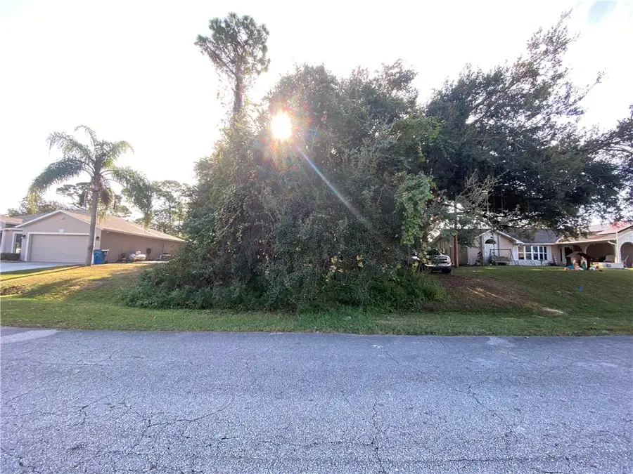 376 Ainsley Street Se, Palm Bay, FL 32909 - Image #2