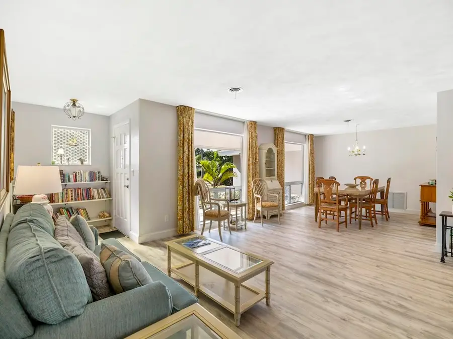 601 Gardenia Lane, Vero Beach, FL 32963 - Image #3