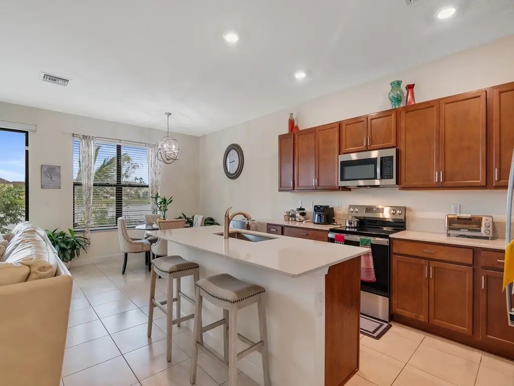 886 S Verona Trace Drive, Vero Beach, FL 32966 - Image #1